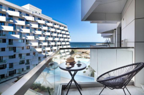 Evana FrontSea - Jacuzzi & Sauna Infinity Resort